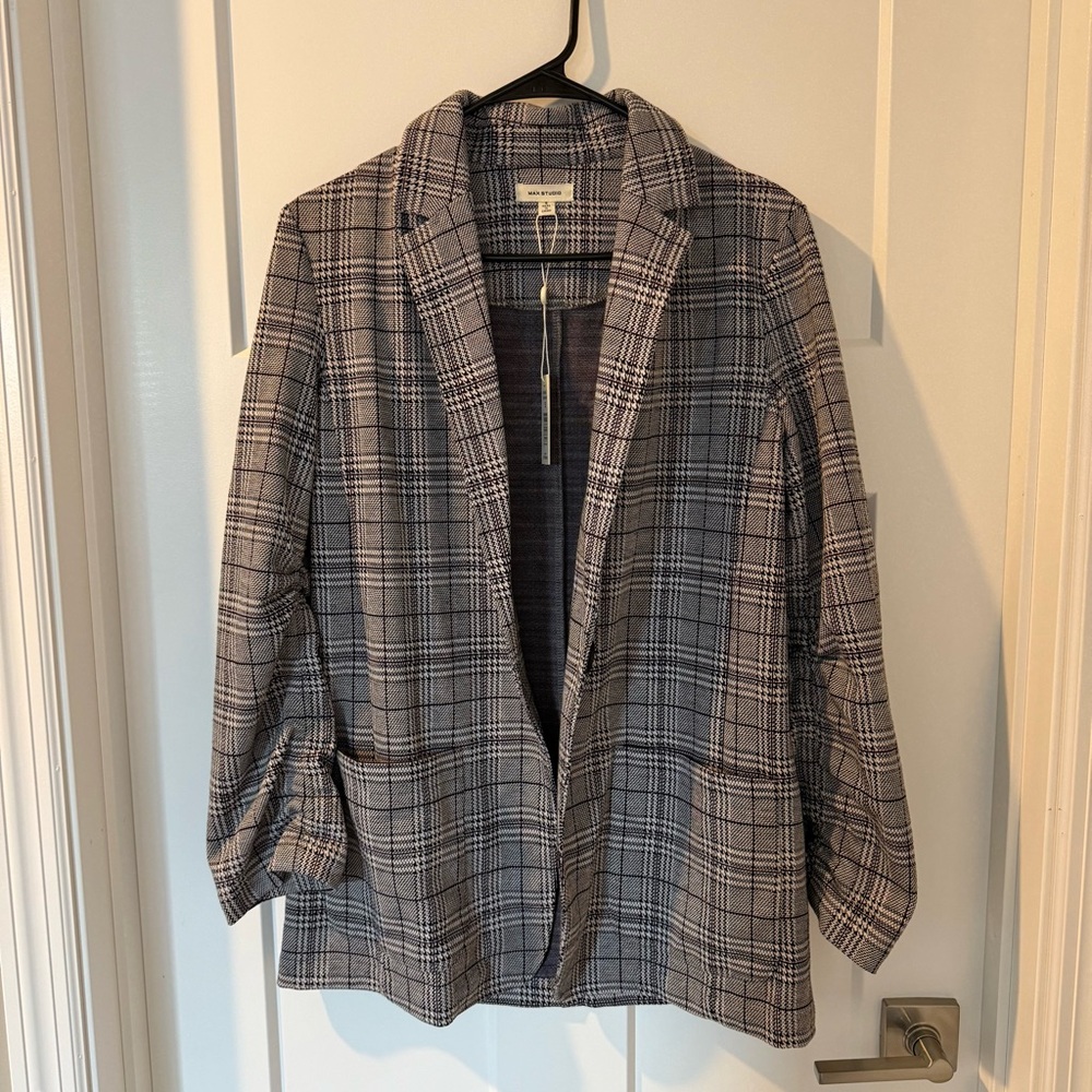 Max Studio Ruched Sleeve Relaxed Blazer